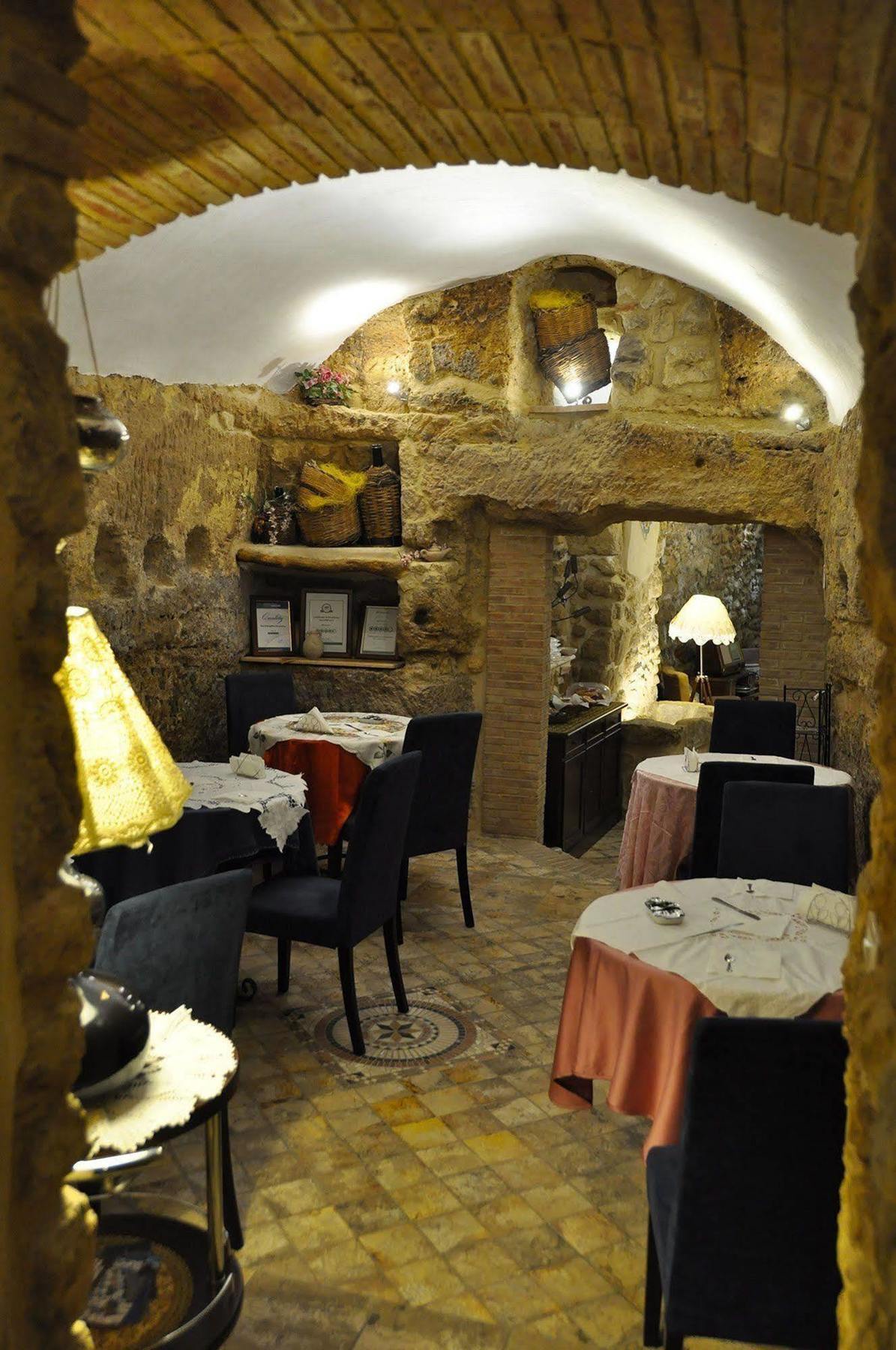 Proserpina Enna Exterior photo